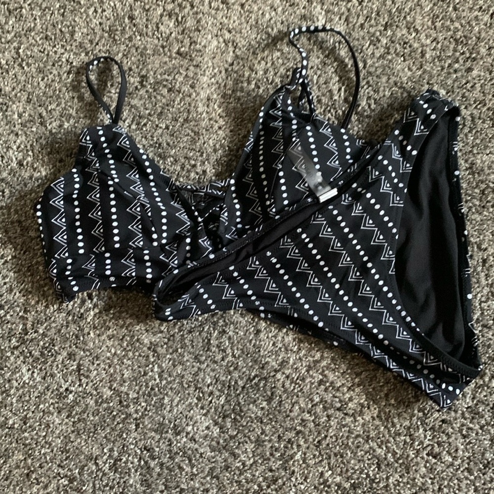 Cupshe Bikini
